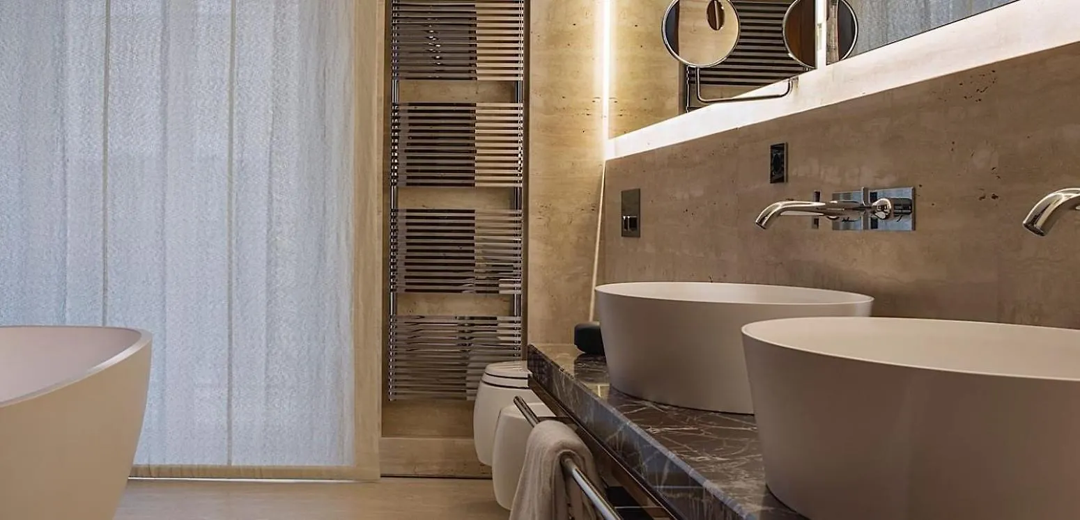 Fendi Private Suites - Small Luxury Hotels Of The World Roma