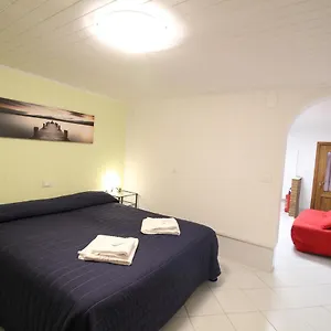 https://veneziacentopercento-picenin-apartment.hotelinveneto.com
