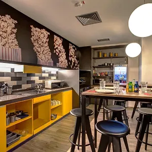 Meininger Termini Hotel