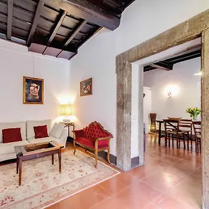 De 120 M² En Plaza Navona, Con 2 Habitación Roma