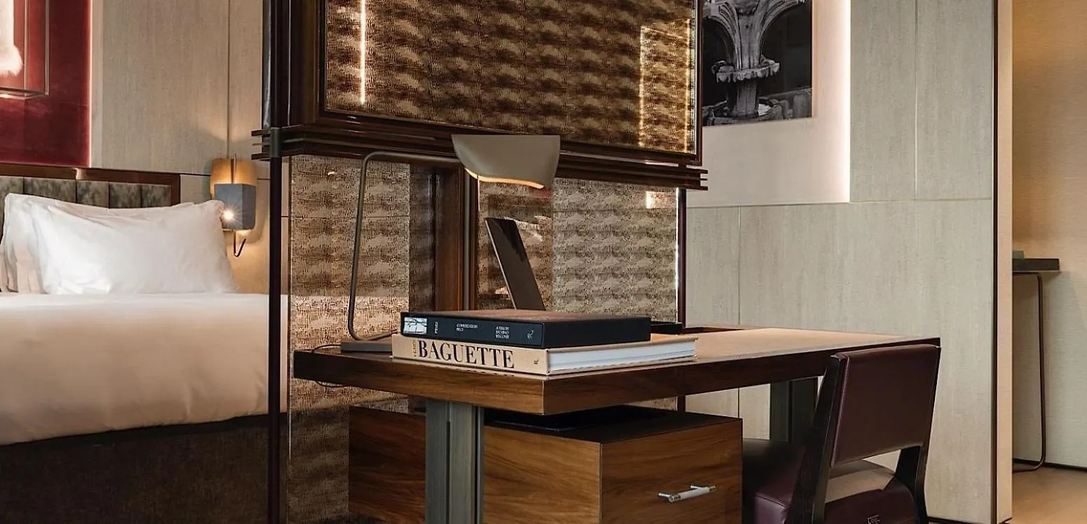 Fendi Private Suites - Small Luxury Hotels Of The World Rom