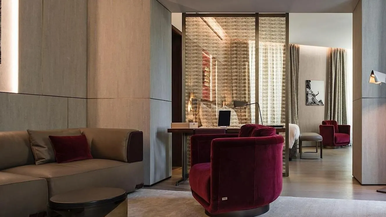 Fendi Private Suites - Small Luxury Hotels Of The World Rom